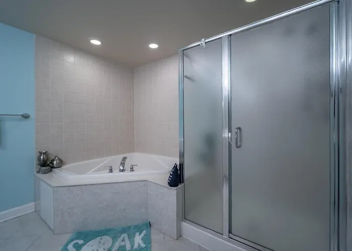 Large 3br Sunsetview Roof Pool Walk To Holiday home Ocean City