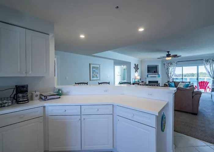 Large 3br Sunsetview Roof Pool Walk To